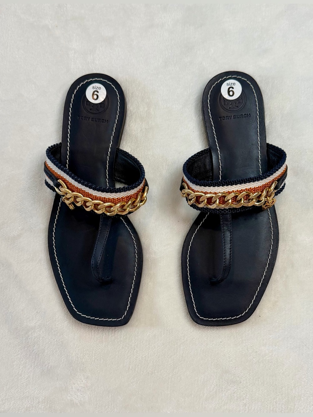 Tory Burch Chain Strap Thong Sandals Womens Size 6 Navy/Gold NWOT never worn out